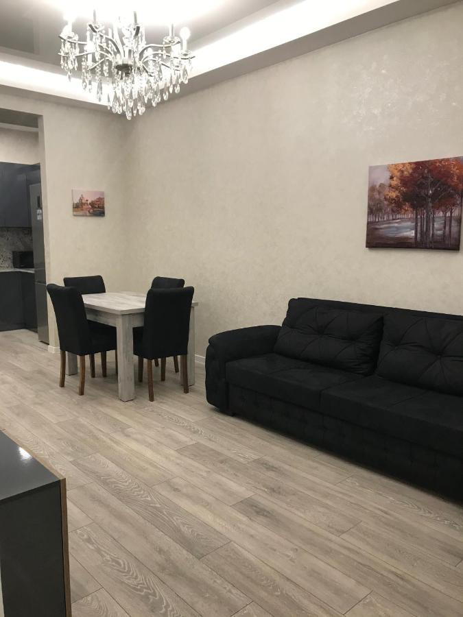 Charm Lägenhet Tbilisi Exteriör bild